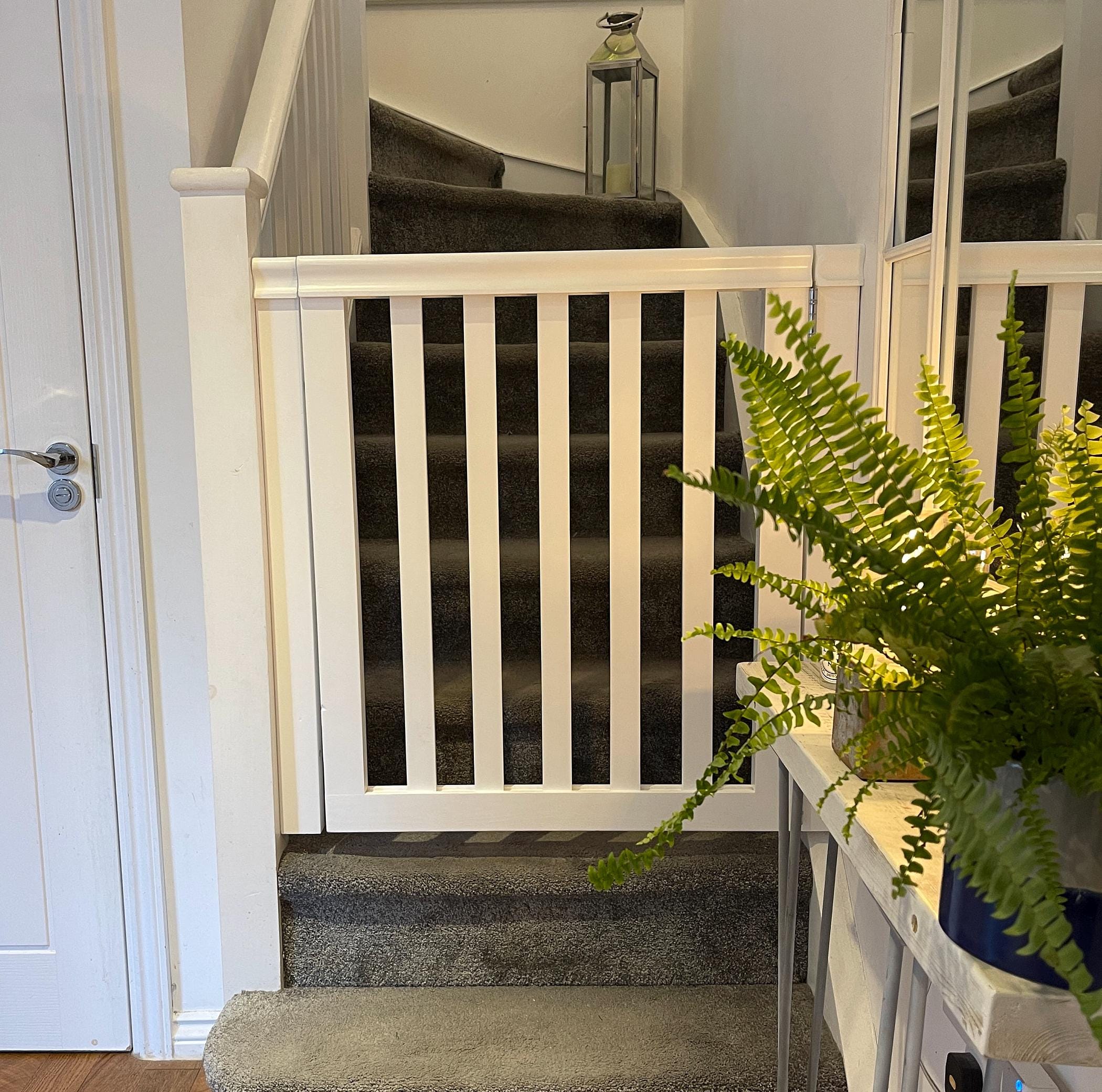 Wooden white fashion stair gate